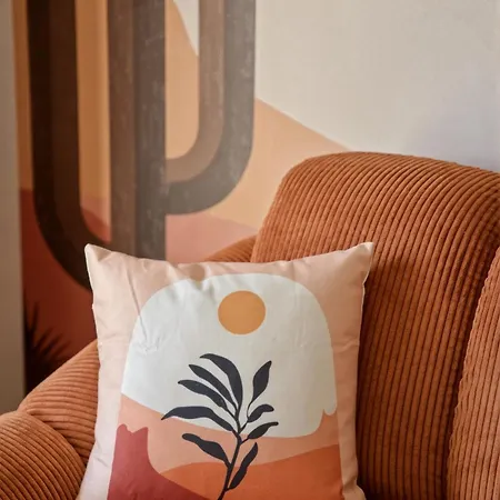 Horizon And Sea - Renovated Seaview